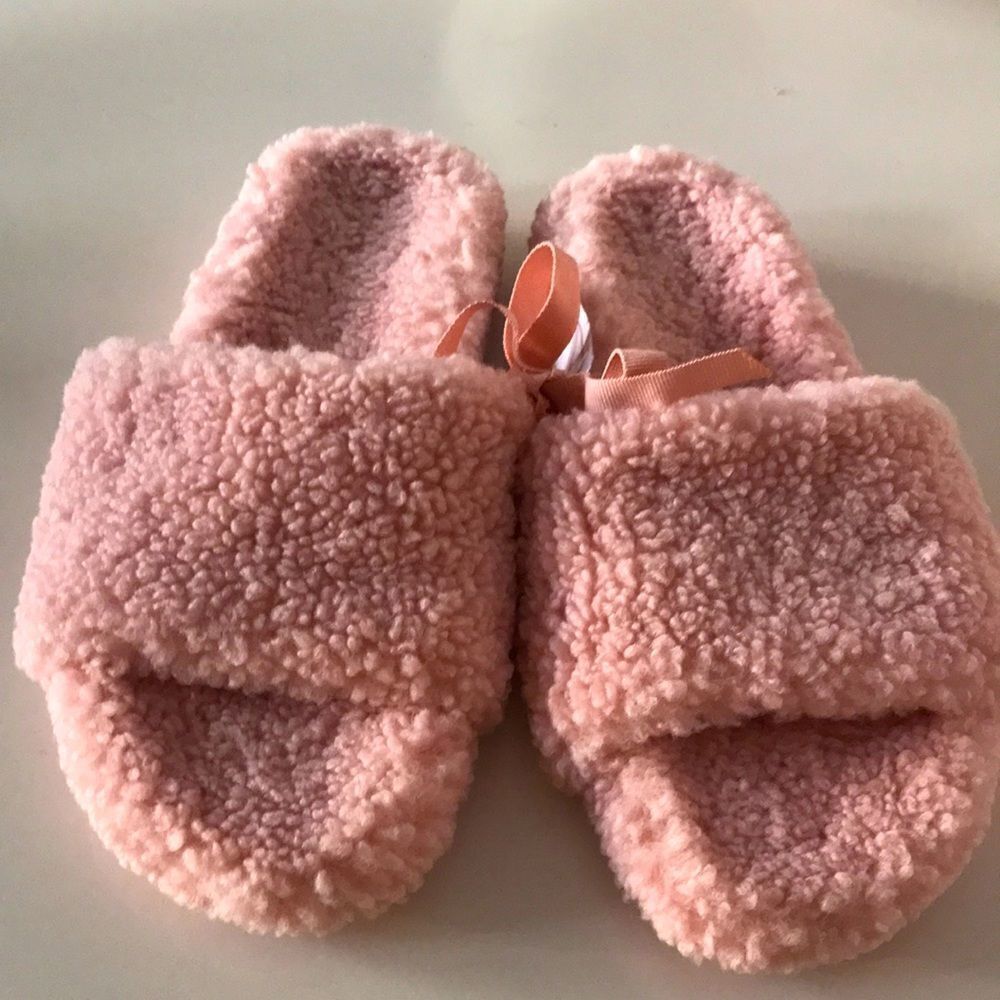 Anthropologie Farylrobin Sherpa Slippers - Picture 3 of 7